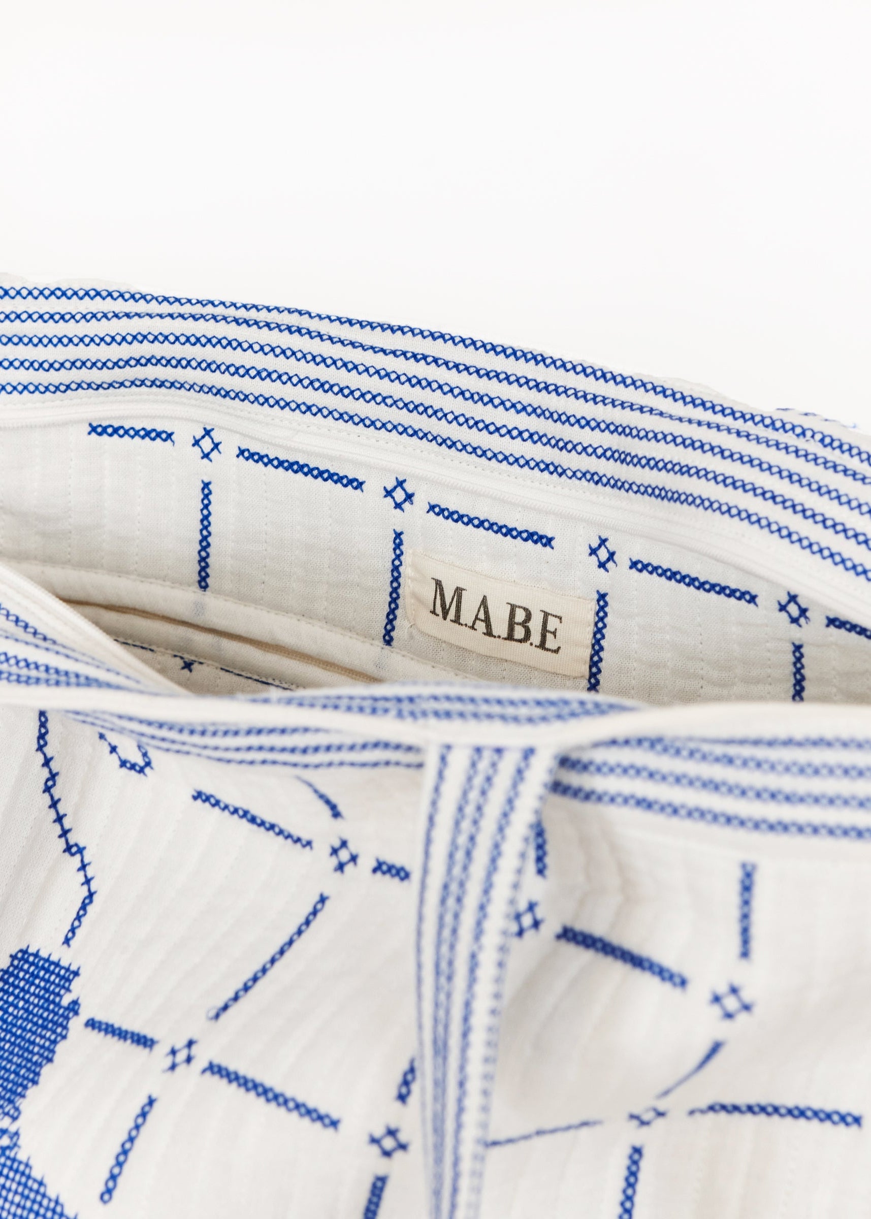 Laney Quilted Tote - Ivory/Blue